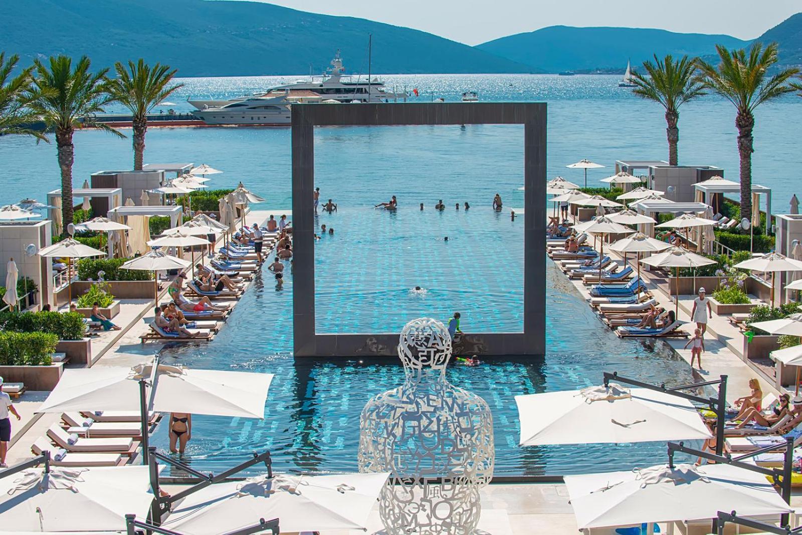 Fides Stylish Apartments Tivat With Pool Exterior photo